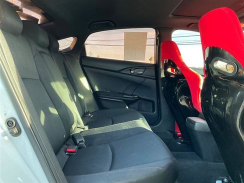 Used 2018 Honda Civic Si image 32