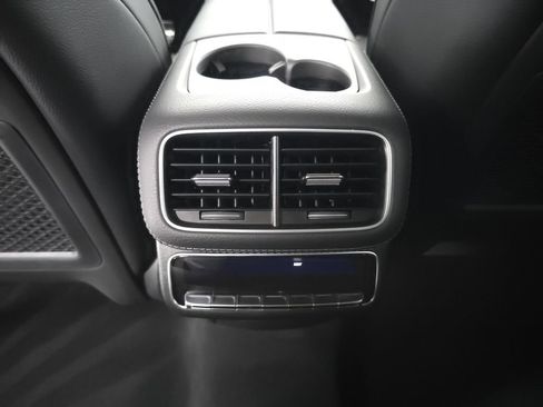 Used 2025 Mercedes-Benz GLS 450 4MATIC w/ AMG Line Exterior image 29