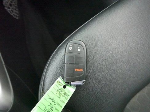 Used 2019 Jeep Compass Latitude image 31