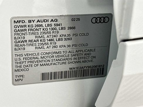 New 2025 Audi Q5 e Premium Plus image 31