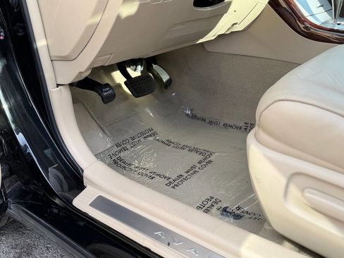 Used 2008 Toyota Avalon XLS image 79