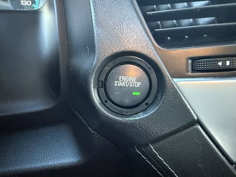 Used 2017 Chevrolet Suburban Premier image 37