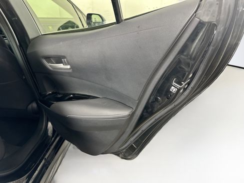 Used 2020 Toyota Corolla SE FWD image 27