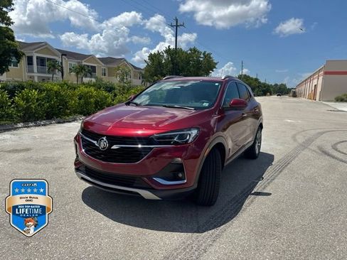 Used 2023 Buick Encore GX Essence w/ Experience Buick Package FWD image 3