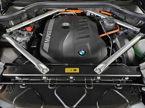 New 2026 BMW X5 xDrive50e w/ Parking Assistance Package image 16