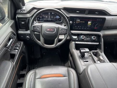 Used 2023 GMC Sierra 1500 AT4 w/ AT4 Premium Package AWD/4WD image 19