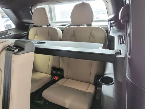 New 2026 Volvo XC90 B5 Plus w/ Protection Package Premier image 11