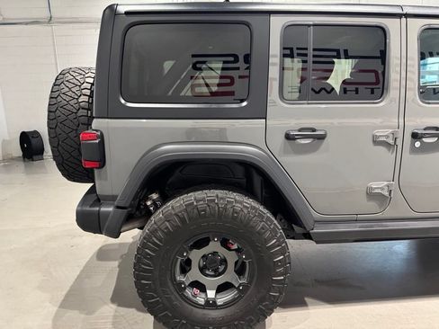 Used 2020 Jeep Wrangler Unlimited Rubicon AWD/4WD image 8