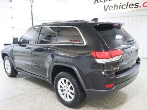 Used 2021 Jeep Grand Cherokee Laredo AWD/4WD image 3