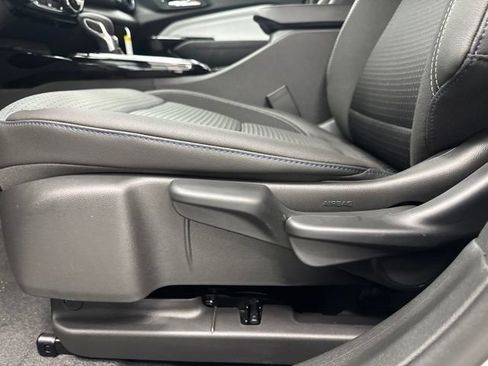 New 2026 Chevrolet Trax LT w/ Midnight Edition FWD image 10
