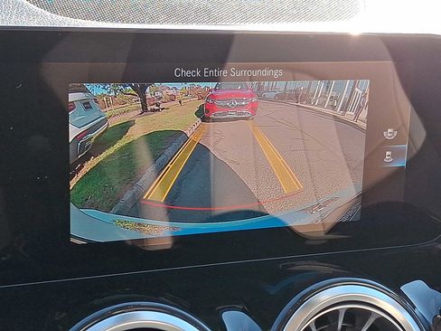 Certified 2023 Mercedes-Benz GLB 250 4MATIC image 16