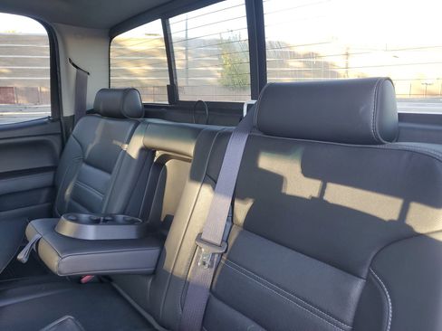 Used 2015 GMC Sierra 2500 Denali image 83