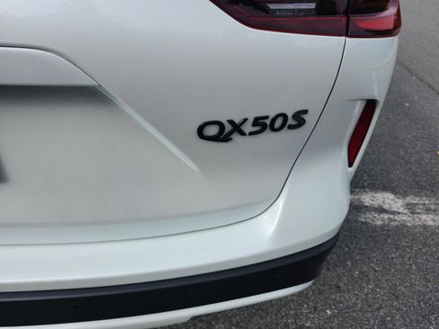 Used 2025 INFINITI QX50 Sport w/ Cargo Package image 5