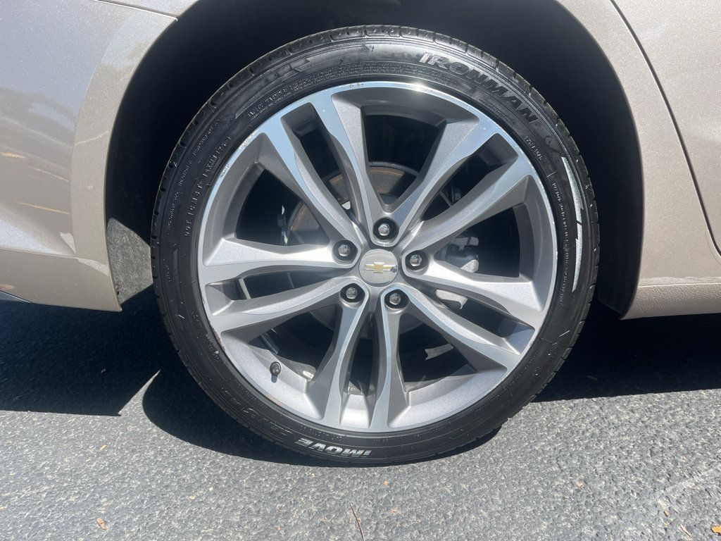 Used 2024 Chevrolet Malibu LT FWD image 14