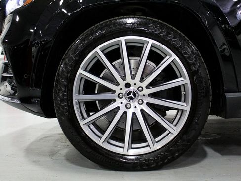 Used 2021 Mercedes-Benz GLS 580 4MATIC image 44