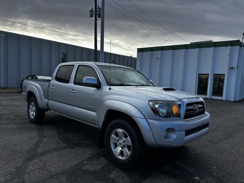 Used 2009 Toyota Tacoma PreRunner image 7