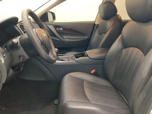 Used 2017 INFINITI QX50 2WD w/ Premium Plus Package image 17