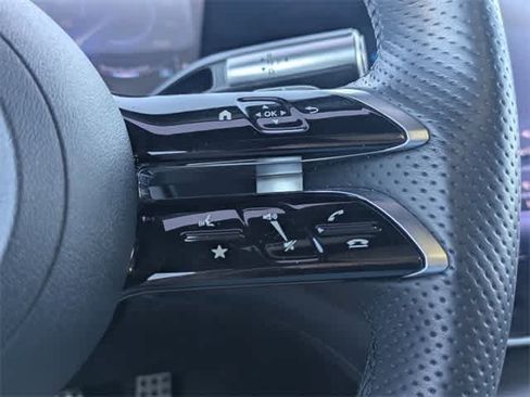 Used 2023 Mercedes-Benz EQS 580 4MATIC Sedan image 24