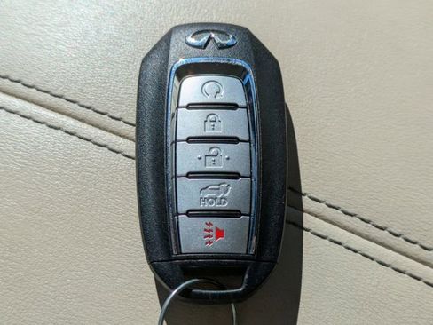 Used 2023 INFINITI QX60 Sensory w/ Vision Package AWD/4WD image 30