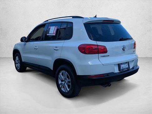 Used 2016 Volkswagen Tiguan S image 8