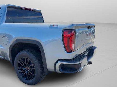 New 2026 GMC Sierra 1500 Elevation image 19