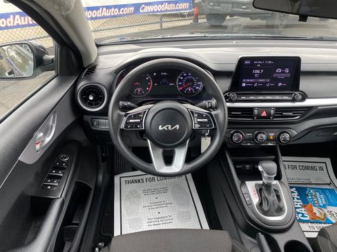 Used 2023 Kia Forte LX FWD image 18