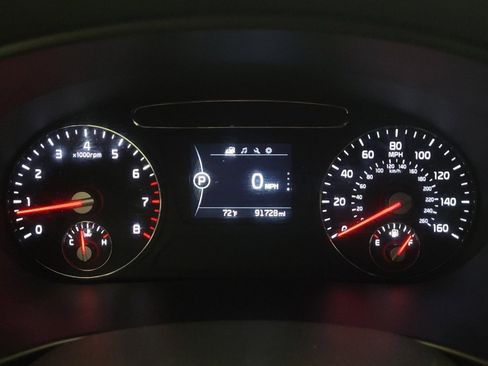 Used 2018 Kia Sorento LX image 23