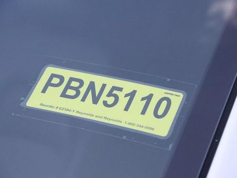 Certified 2025 Nissan Pathfinder SL AWD/4WD image 29