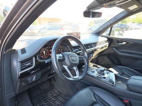 Used 2019 Audi Q7 3.0T Premium Plus w/ Premium Plus Package AWD/4WD image 5