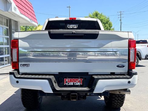 Used 2022 Ford F250 Platinum w/ FX4 Off-Road Package AWD/4WD image 4