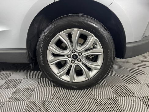Used 2023 Ford Edge Titanium AWD/4WD image 39