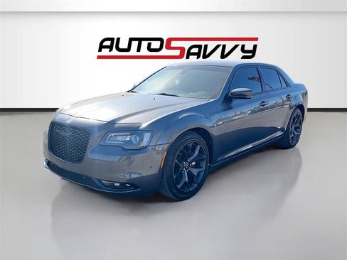 Used 2022 Chrysler 300 S image 3