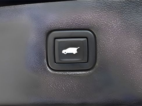 Used 2021 Chevrolet Blazer LT image 34