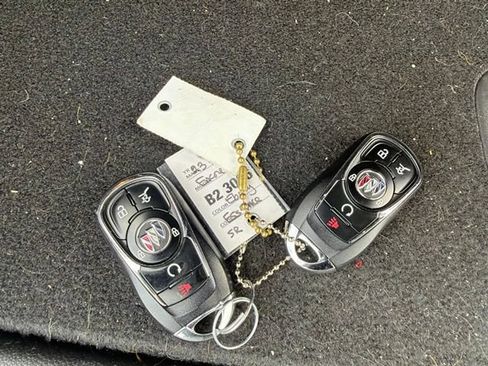 Used 2023 Buick Encore GX Essence w/ Experience Buick Package FWD image 24