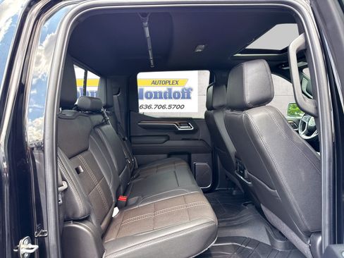 Used 2024 Chevrolet Silverado 1500 High Country AWD/4WD image 8