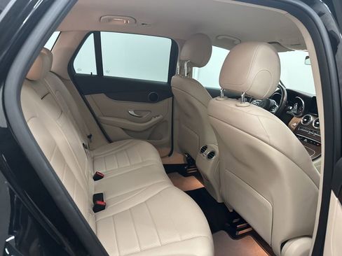 Certified 2020 Mercedes-Benz GLC 300 image 24