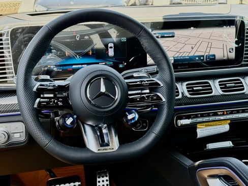 New 2026 Mercedes-Benz GLE 63 AMG S image 27