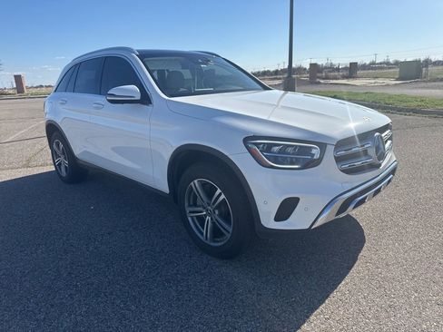 Used 2022 Mercedes-Benz GLC 300 GLC 300 image 3