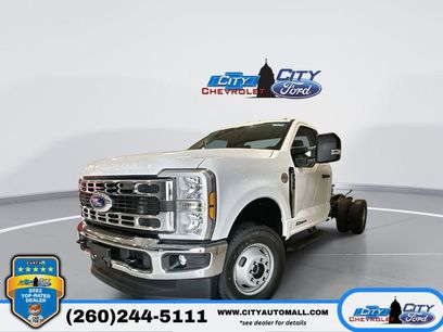 New 2025 Ford F350 XL w/ XL Chrome Package