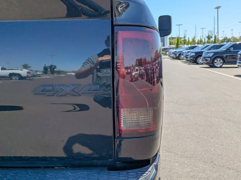 Used 2018 RAM 2500 Big Horn w/ Sport Appearance Group AWD/4WD image 45