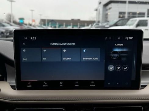 Used 2022 Lincoln Nautilus AWD image 32