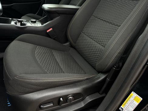 Used 2021 GMC Terrain SLE w/ Driver Convenience Package image 19