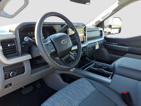 New 2026 Ford F250 XLT w/ XLT Premium Package image 12