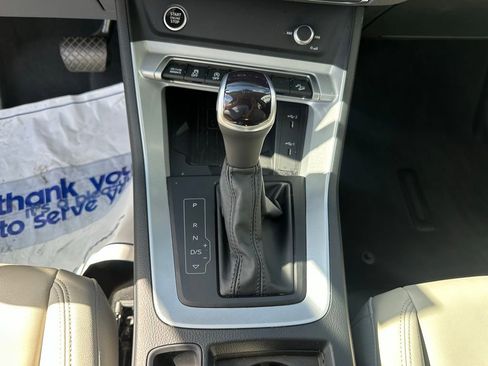 Used 2023 Audi Q3 2.0T Premium Plus w/ Premium Plus Package image 24