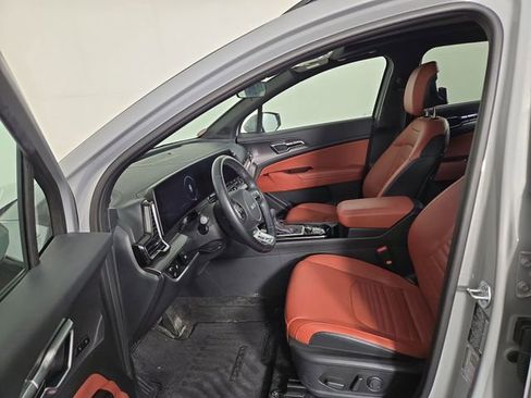 Certified 2024 Kia Sportage SX image 13