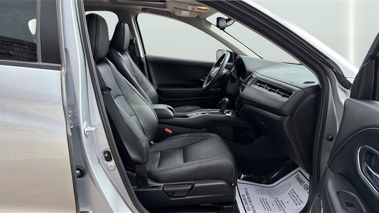 Used 2022 Honda HR-V EX-L image 13