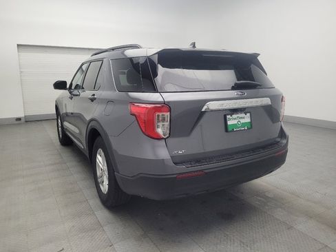 Used 2022 Ford Explorer XLT image 5