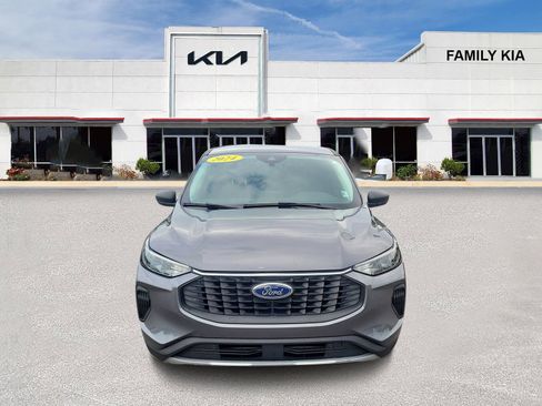 Used 2024 Ford Escape Active FWD image 2