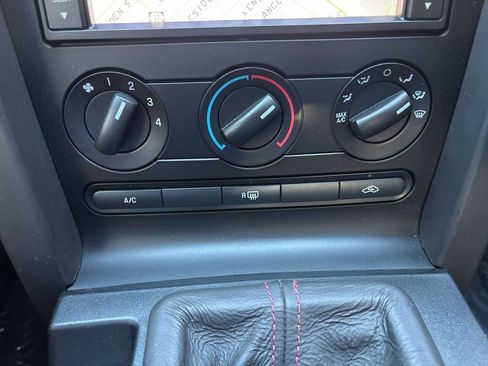 Used 2007 Ford Mustang Shelby GT500 image 23