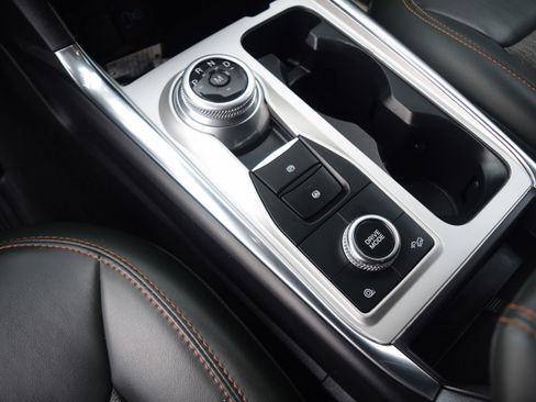 Used 2022 Ford Explorer Timberline image 12